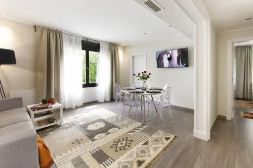 Eixample Building Apartments by Mercedes Heritage photo 32