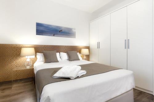 Eixample Building Apartments by Mercedes Heritage photo 141