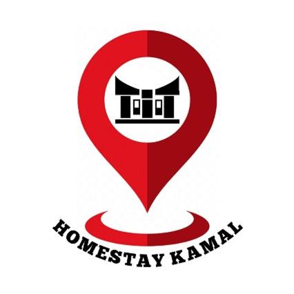 Un pointeur rouge avec une maison et les mots restent kami dans l'établissement Homestay Kamal, à Padangpanjang