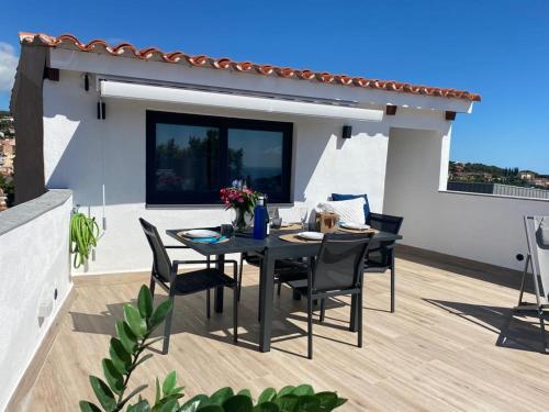 Balkón nebo terasa v ubytování Ses Voltes Boutique Home Sea and Sky
