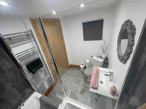 Koupelna v ubytování Castle Wall Cottage