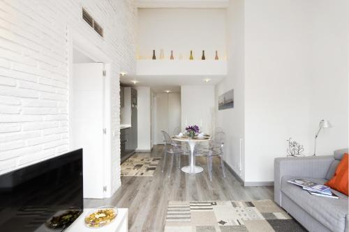 Eixample Building Apartments by Mercedes Heritage photo 118
