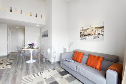 Eixample Building Apartments by Mercedes Heritage photo 121
