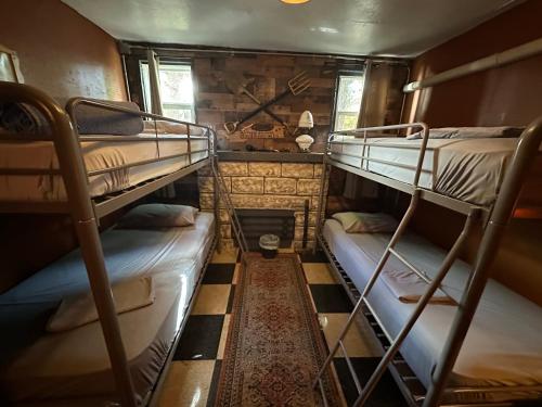 OQP Vacations Cottage Image