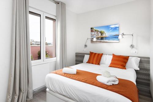 Eixample Building Apartments by Mercedes Heritage photo 124