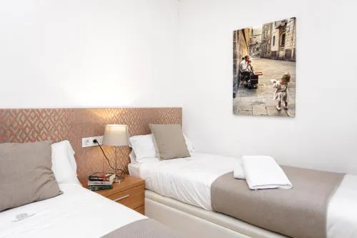 Eixample Building Apartments by Mercedes Heritage photo 18