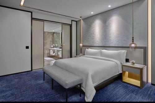 The St. Regis Chicago Image