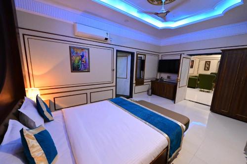 Sawant Palace Hotel – Photos 4