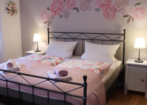 Postel nebo postele na pokoji v ubytování Apartment Rose Sasbachwalden