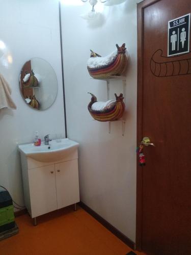 Ванная комната в Uros Titicaca Ayni lodge