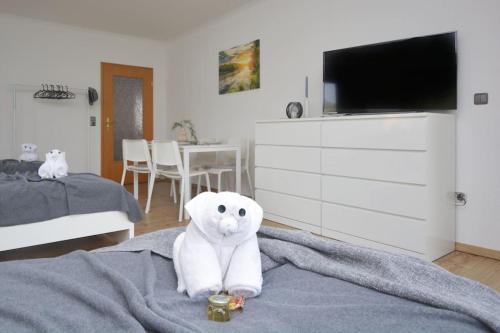 Televisyen dan/atau pusat hiburan di BA01-RI Apartment bei Bamberg