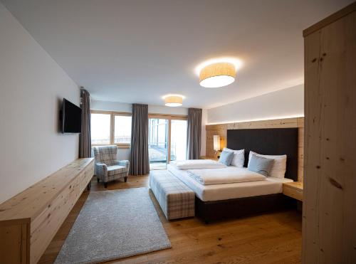 Postel nebo postele na pokoji v ubytování Lakeside Luxury Apartments