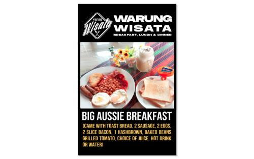 un volantino per una colazione abbondante con un piatto di cibo di Timaya Villa a Legian