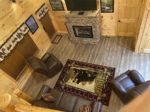 an overhead view of a living room with a fireplace at Campfire Memories in Sevierville