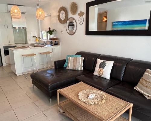 Una cocina o cocineta en Beach Club Palm Cove