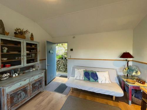 Ένα ή περισσότερα κρεβάτια σε δωμάτιο στο Cabaña Los Queltehue