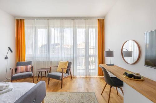 Cozy&Stylish at the Eastern Railway St. w Balcony 1077 Budapest, 20 Baross tér kép - 3