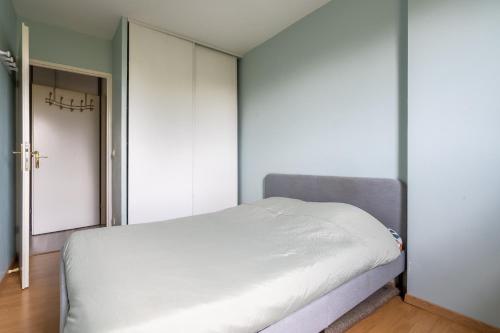 Posteľ alebo postele v izbe v ubytovaní SWEET CONDO - 10 DISNEY - 1 MIN GARE