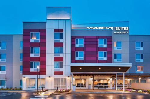 a rendering of the front of a hotel at TownePlace Suites by Marriott Tacoma Lakewood in Lakewood