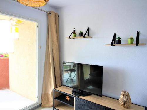 ROCMAR Apartamento acogedor junto al mar en Roses Ideal 4 personas.