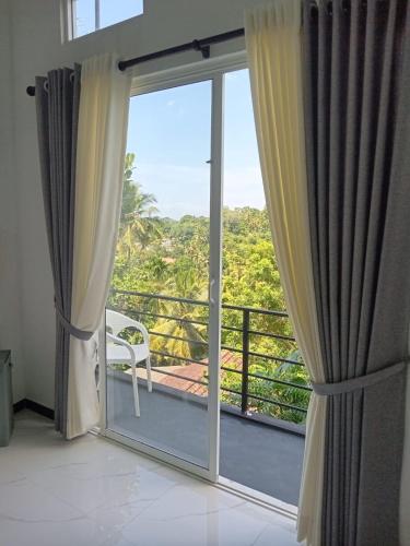 Balkón nebo terasa v ubytování Kurumba Holidays Srilanka
