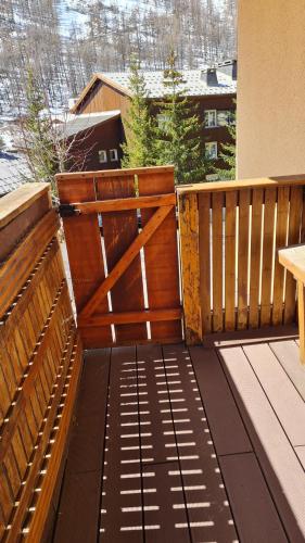 Cocoon des sommets enneigés