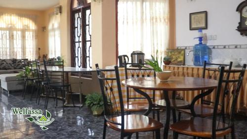 A restaurant or other place to eat at wellassa homestay
