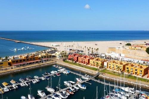 Jardins Da Rocha by CORAL