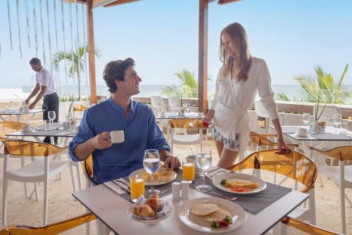 Tetamu yang menginap di Hotel HM Bavaro Beach - Adults Only