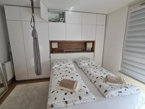 Postel nebo postele na pokoji v ubytování Privatzimmer an der Messe