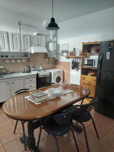 Una cocina o kitchenette en Departamento G Cruz - Talca 1 con cochera