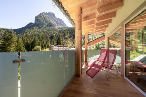 Gallery image of Albergo Garni Edy (B&B) in Canazei