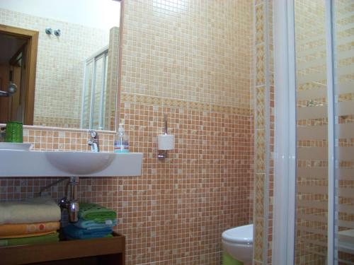 Phòng tắm tại Apartamentos Chuandervera