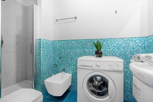 MI8 -10 minutes from the Duomo- Large Apartment