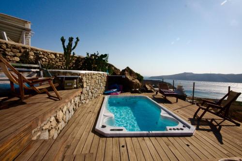 Gallery image of Villa Princess 5 4Bed with Small Tub Panormos Beach in Panormos Mykonos