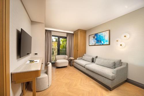 Televisyen dan/atau pusat hiburan di Bentley Hotel Old City-Special Class