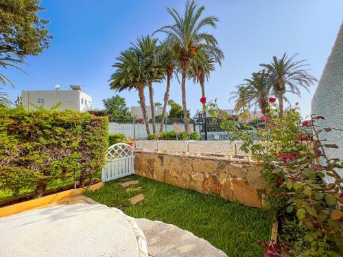 Cozy townhouse with a garden