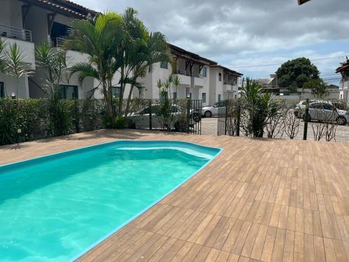 Piscina de la sau aproape de Residencial Sol e Mar