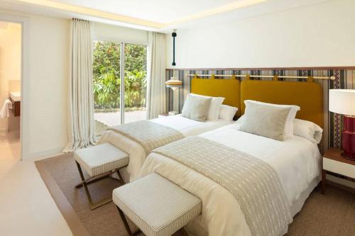 Beachfront Villa La Luisa, Golden Mile, Marbella