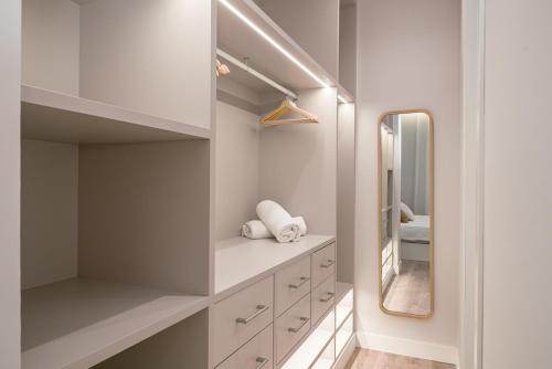 LaLatina IV calle Conde de Romanones 4BR 4BH