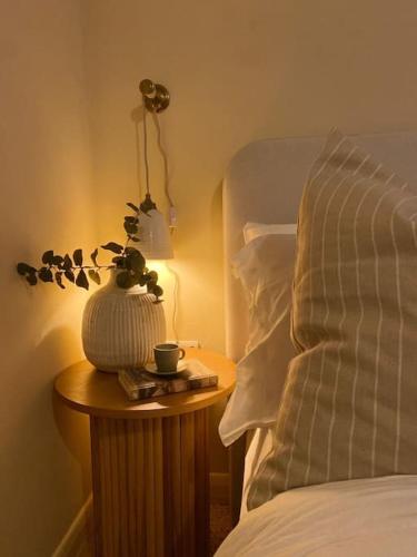 Cosy home away from home. photo 19
