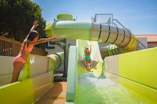 Gallery image of Camping Les Peupliers in La Flotte