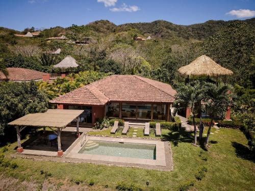 Three Bedroom Villa - Estrella – Photos 2