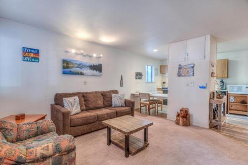 Gallery image of Powder Village Unit D8 in Sunriver