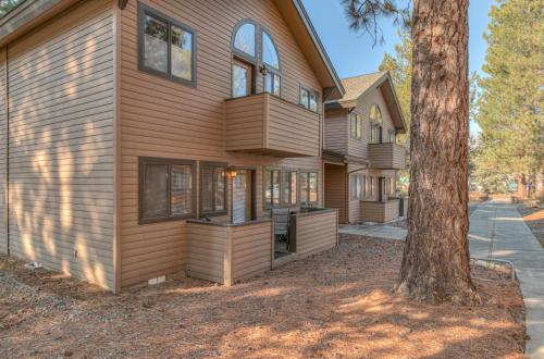Gallery image of Powder Village Unit D8 in Sunriver