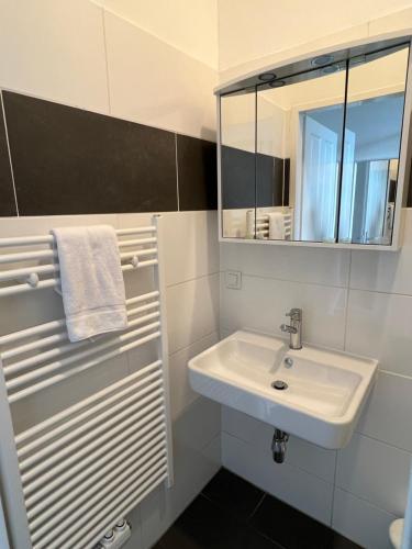 Harmony Apartment at U6-Metro Vienna