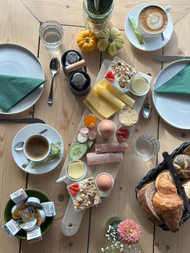 Mad på kroen eller i nærheden