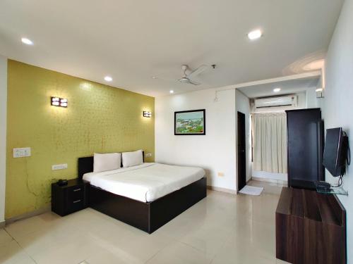Gallery image of Golden Chariot Hotel Daman in Daman
