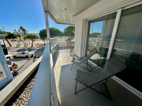 Balkón nebo terasa v ubytování Roses Apartments Sea View 2habitaciones