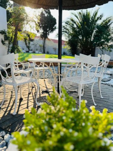 Κήπος έξω από το Sbukosezwe guest house